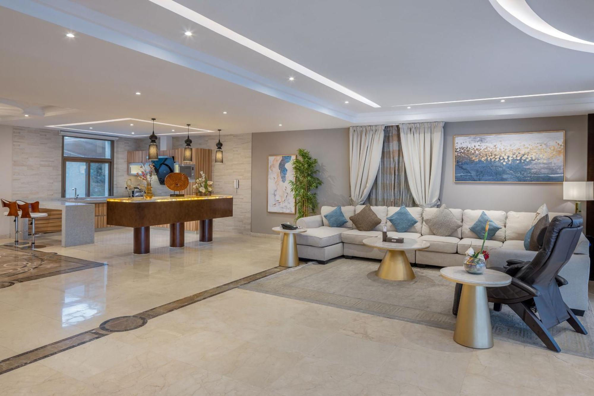 Braira Al Azizya Hotel & Resort Al Khobar Exterior photo